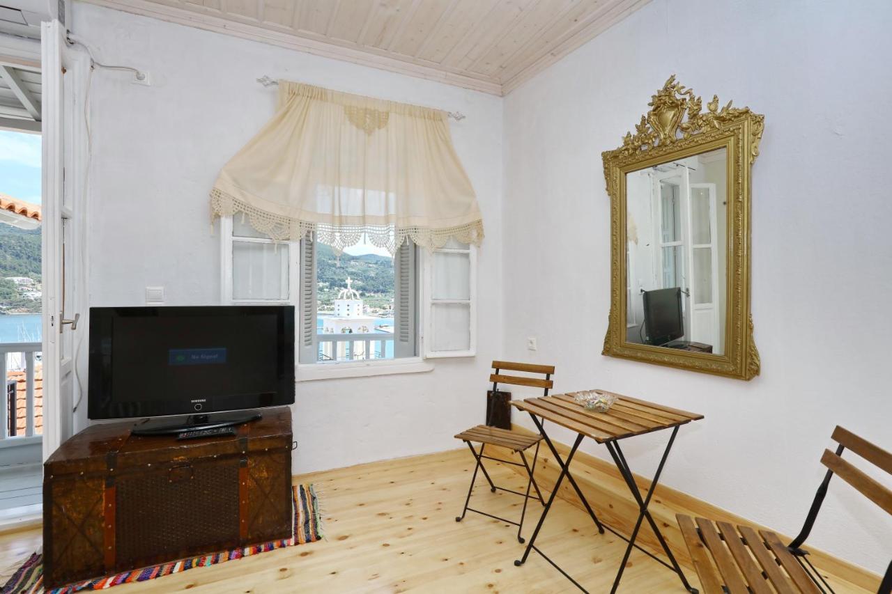 House Of Town Apartment Skopelos Exterior foto